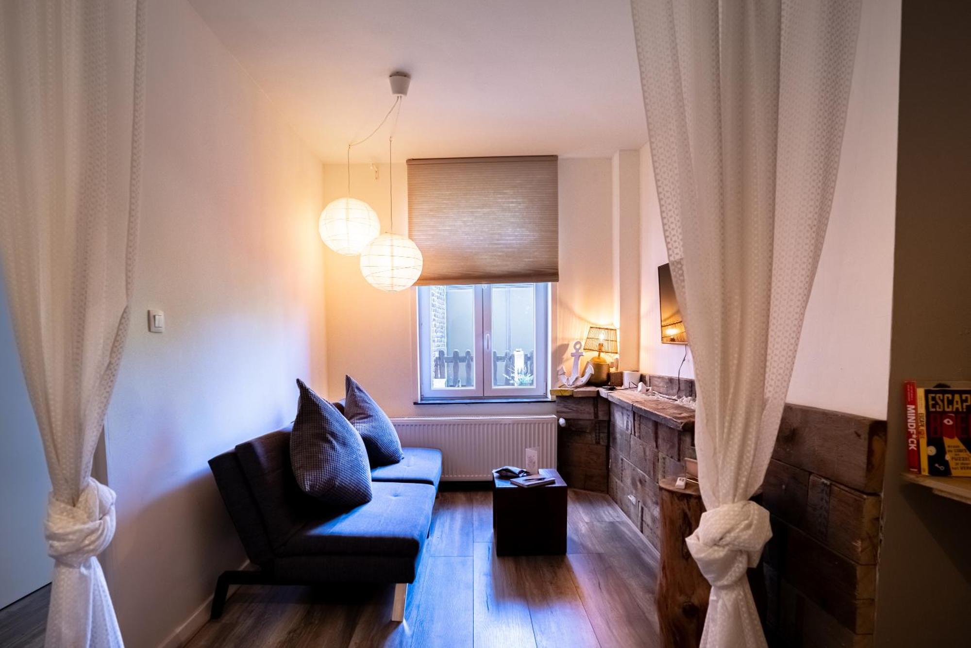Maas Suites لاناكن المظهر الخارجي الصورة